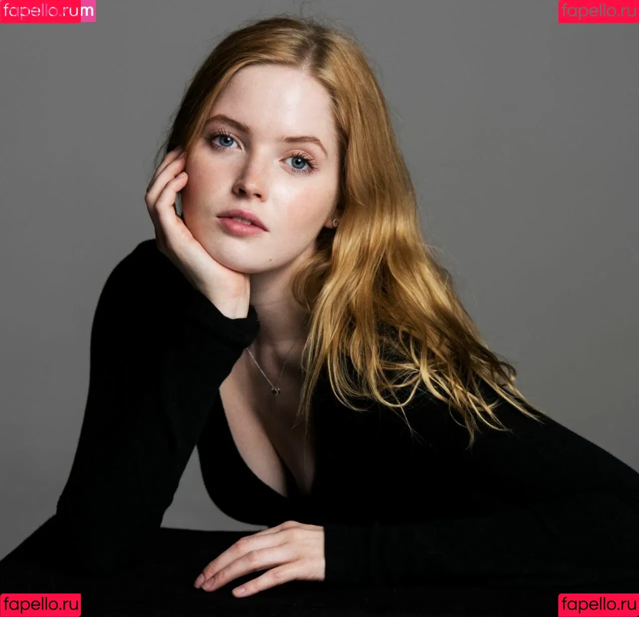 Ellie Bamber Onlyfans Photo Gallery 