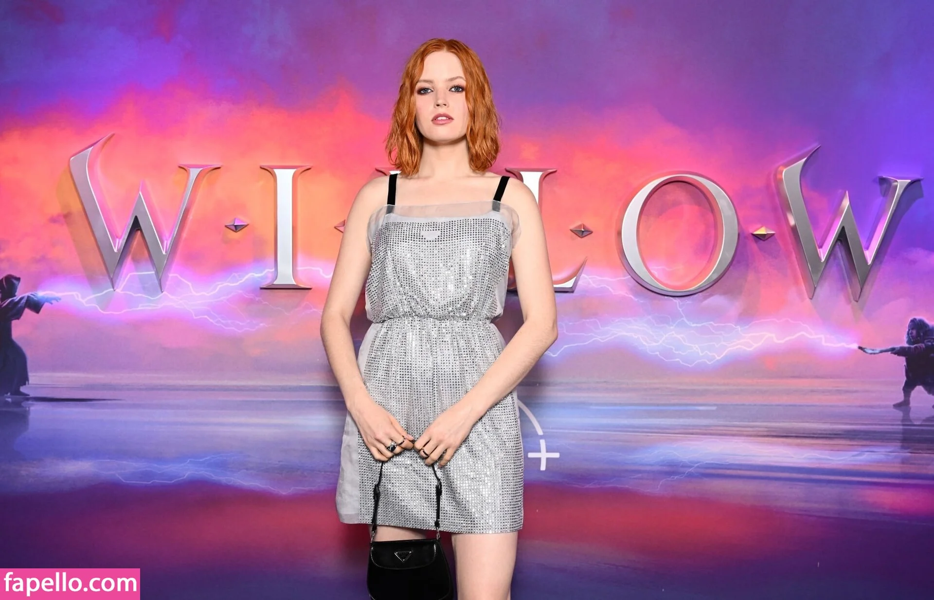 Ellie Bamber Onlyfans Photo Gallery 