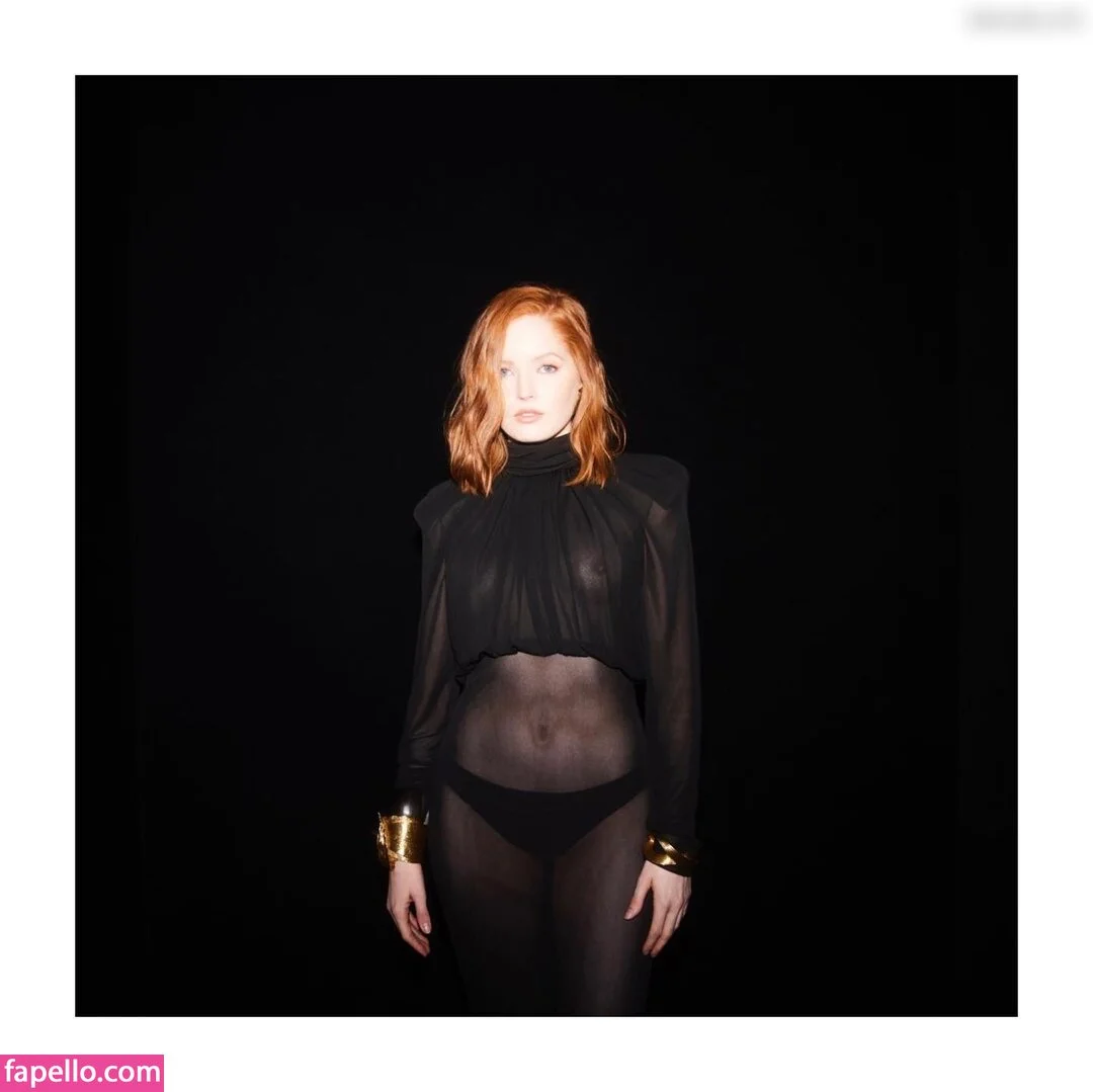 Ellie Bamber Onlyfans Photo Gallery 