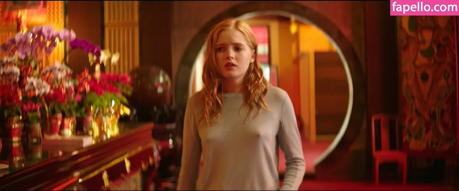 Ellie Bamber Onlyfans Photo Gallery 