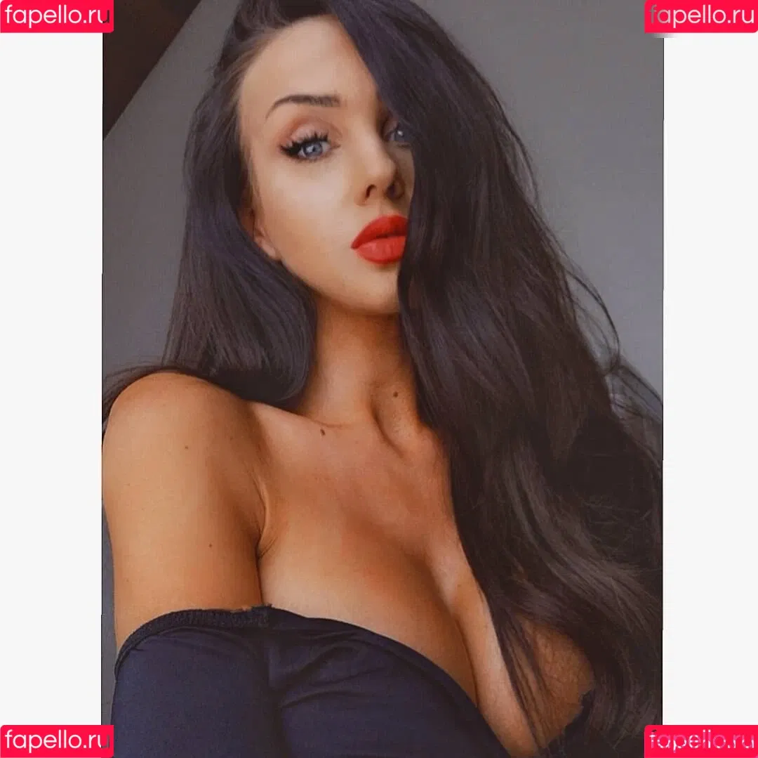 Leonie_Schnbck Onlyfans Photo Gallery 