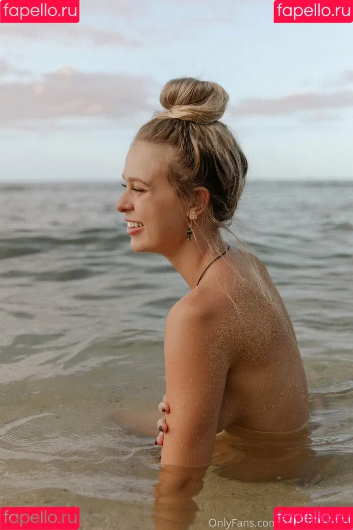 freyaannerayy Onlyfans Photo Gallery 