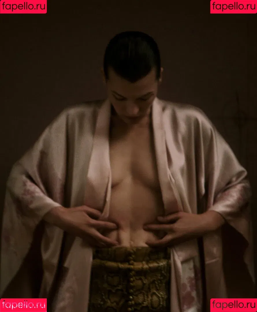 Milla Jovovich Onlyfans Photo Gallery 