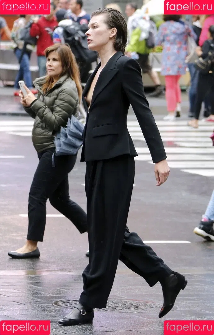 Milla Jovovich Onlyfans Photo Gallery 