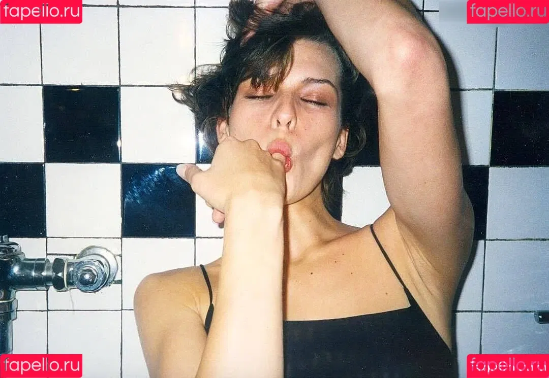 Milla Jovovich Onlyfans Photo Gallery 