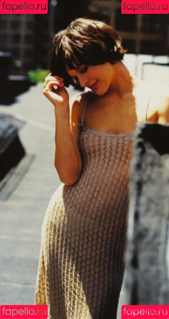 Milla Jovovich Onlyfans Photo Gallery 