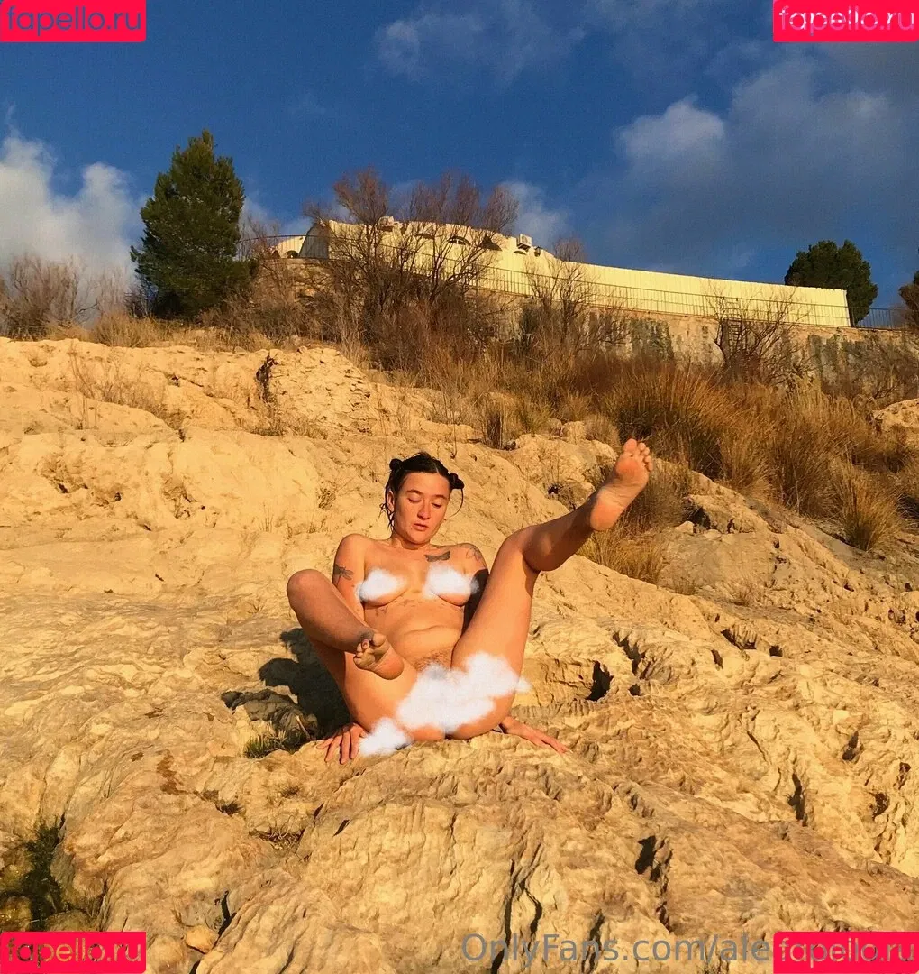 alegrologia Onlyfans Photo Gallery 