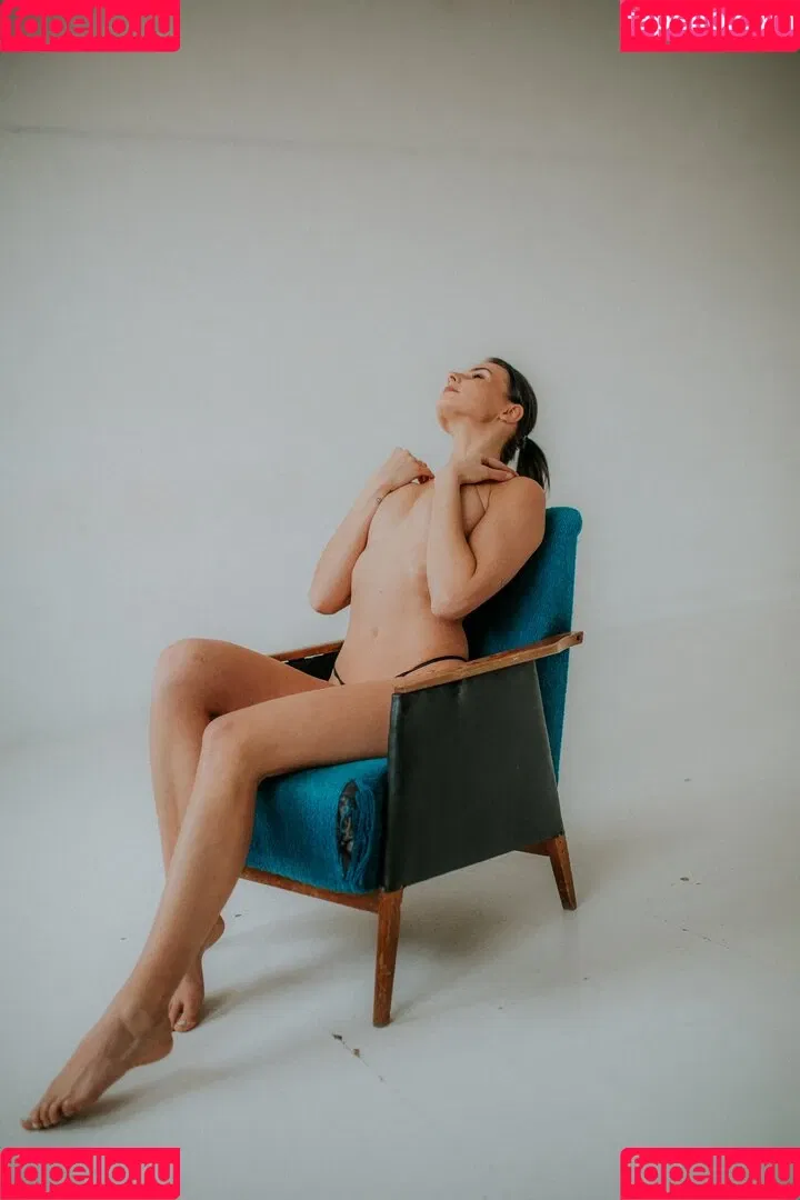 Liz Snowfoot Onlyfans Photo Gallery 