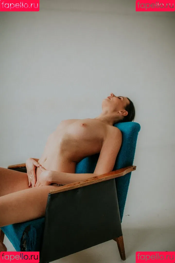 Liz Snowfoot Onlyfans Photo Gallery 