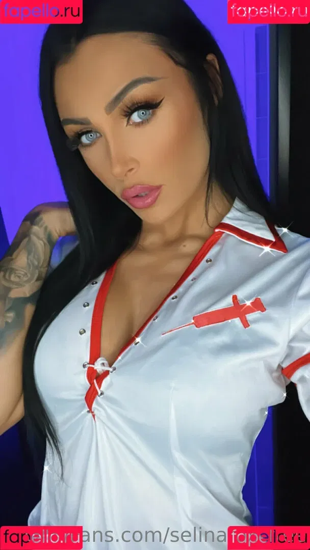 selinafox_free Onlyfans Photo Gallery 