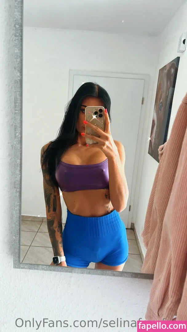 selinafox_free Onlyfans Photo Gallery 