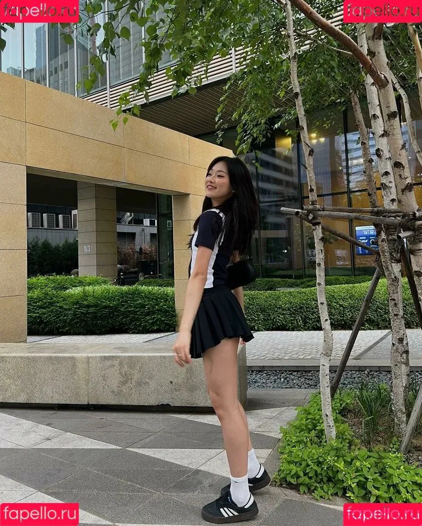 Hena Yang Onlyfans Photo Gallery 