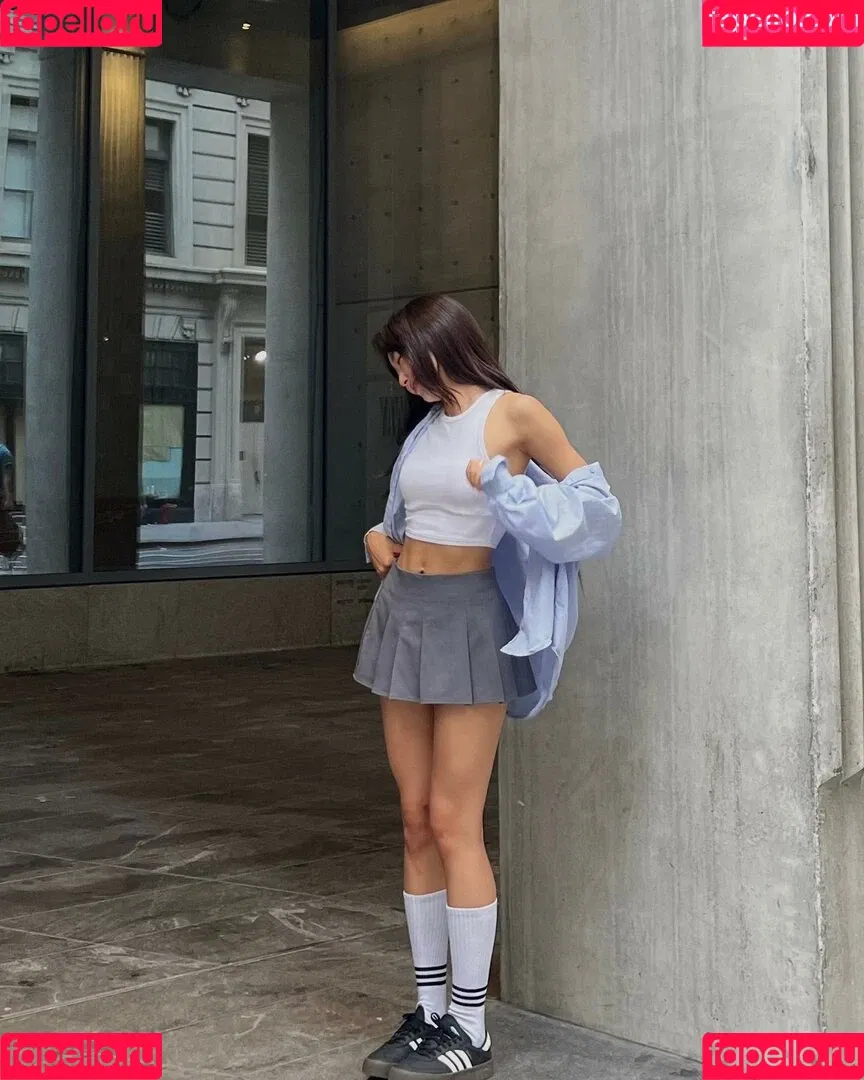 Hena Yang Onlyfans Photo Gallery 