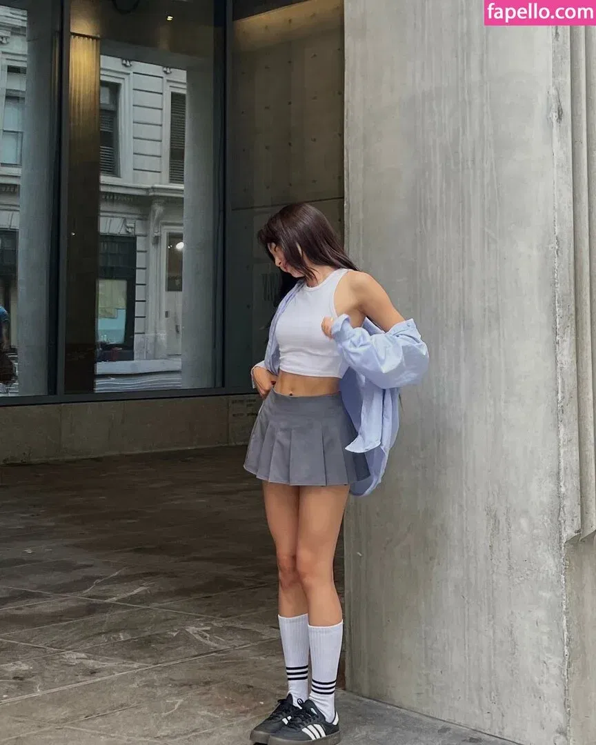 Hena Yang Onlyfans Photo Gallery 