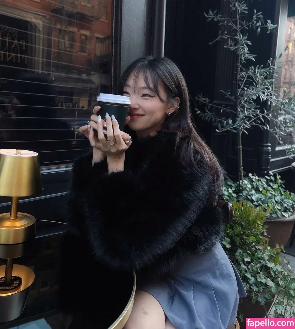 Hena Yang Onlyfans Photo Gallery 