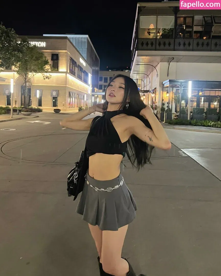 Hena Yang Onlyfans Photo Gallery 