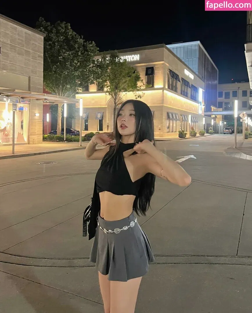 Hena Yang Onlyfans Photo Gallery 