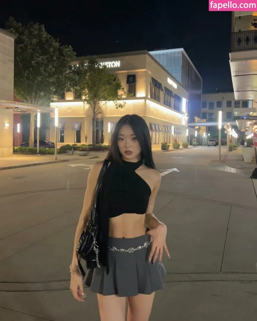 Hena Yang Onlyfans Photo Gallery 