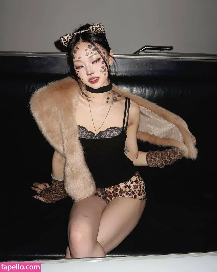 Hena Yang Onlyfans Photo Gallery 