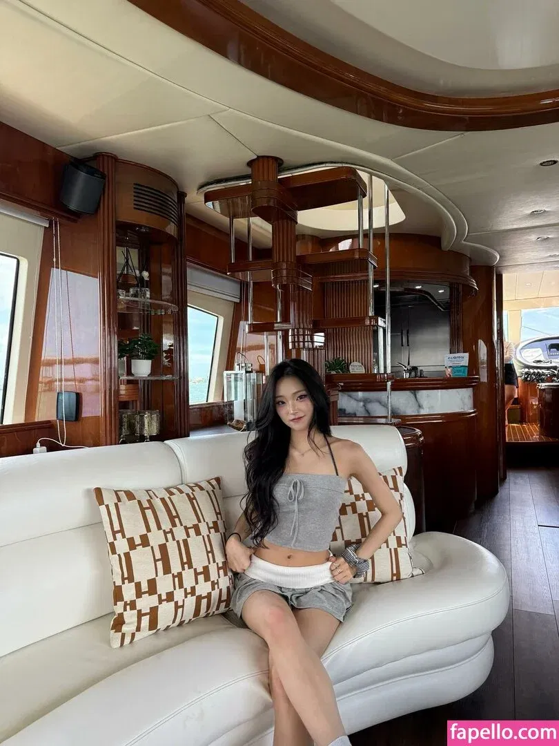 Hena Yang Onlyfans Photo Gallery 