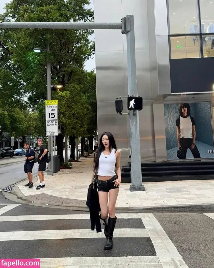 Hena Yang Onlyfans Photo Gallery 