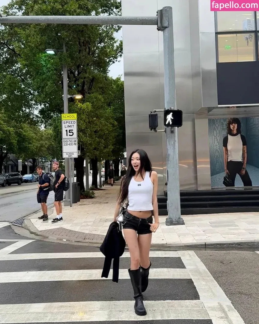 Hena Yang Onlyfans Photo Gallery 