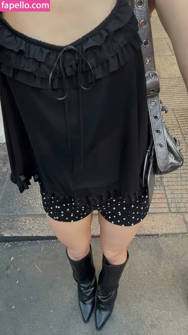 Hena Yang Onlyfans Photo Gallery 