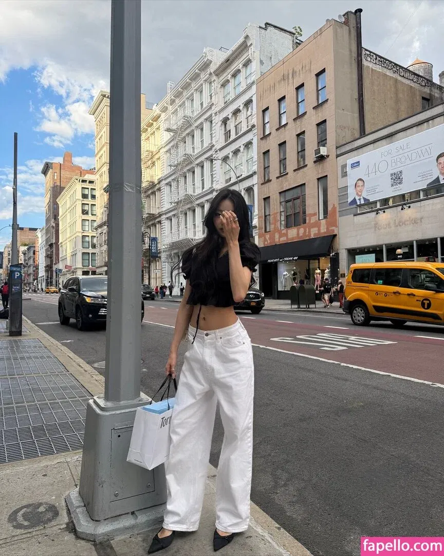 Hena Yang Onlyfans Photo Gallery 