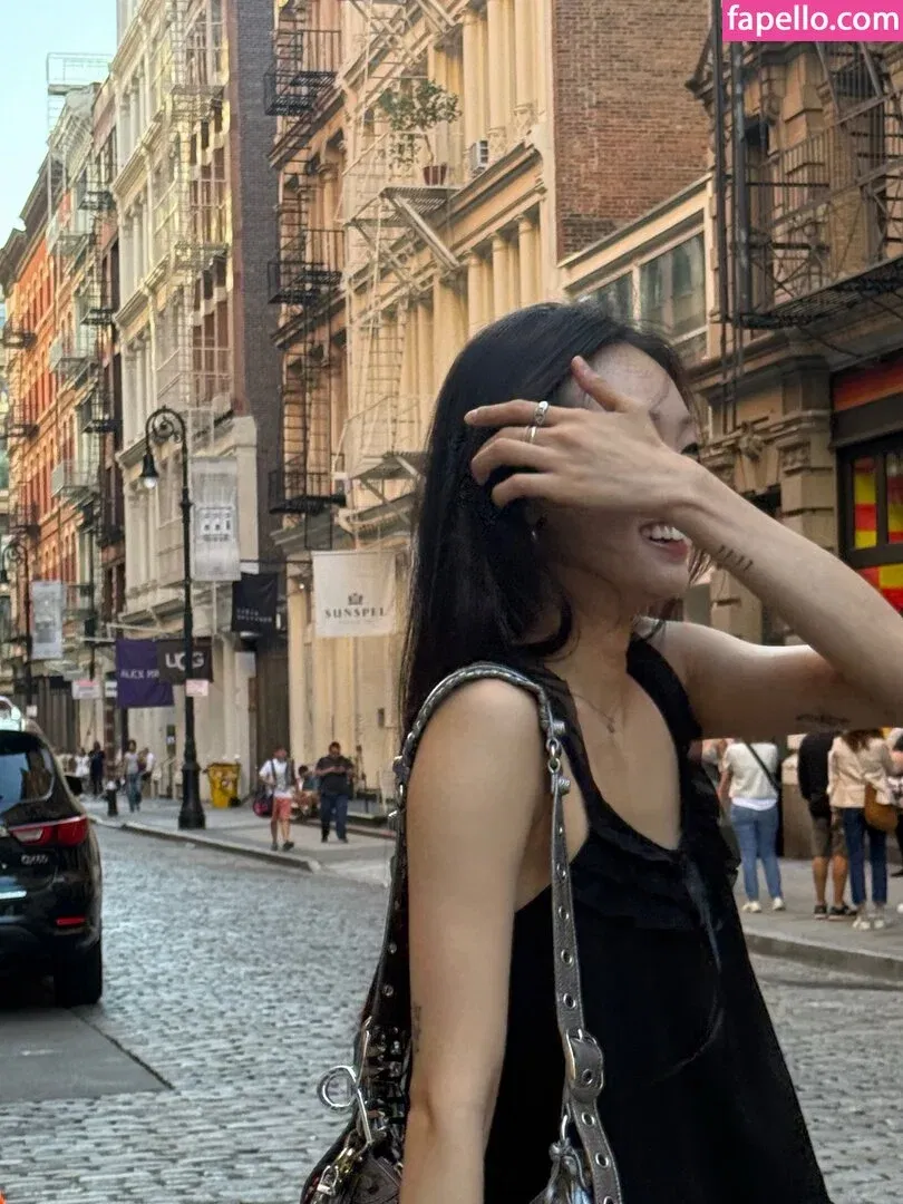 Hena Yang Onlyfans Photo Gallery 