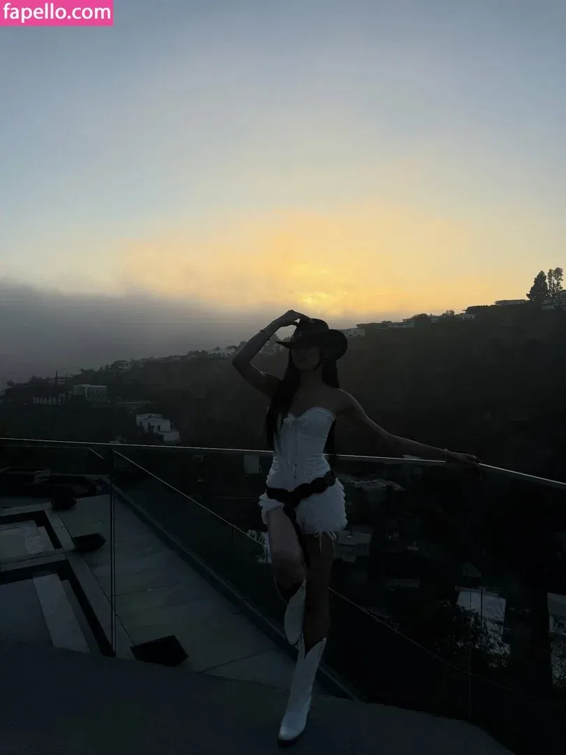 Hena Yang Onlyfans Photo Gallery 