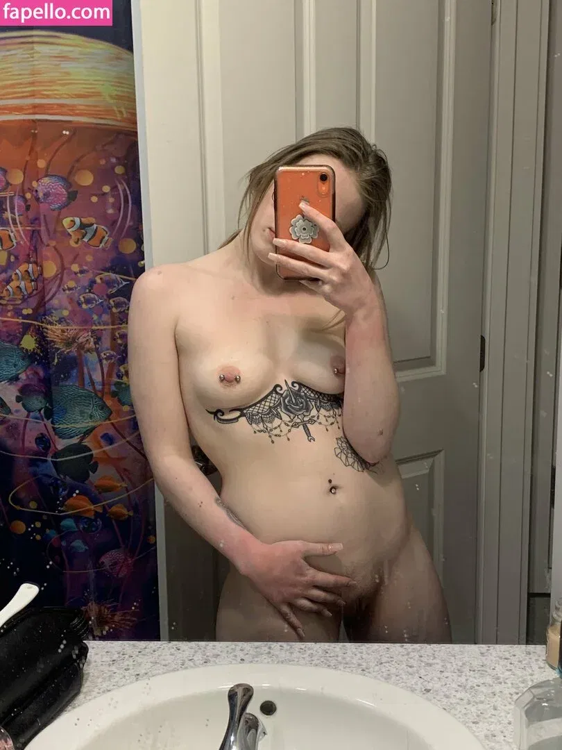 kytrue Onlyfans Photo Gallery 