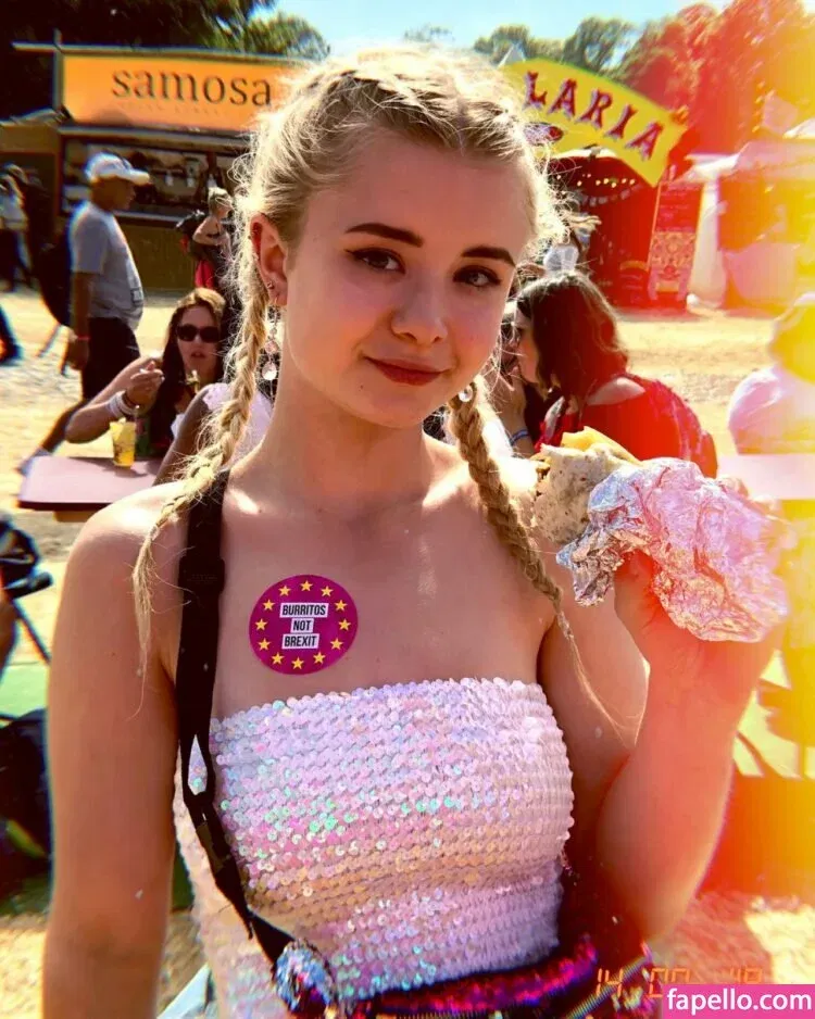 Kerry Ingram Onlyfans Photo Gallery 