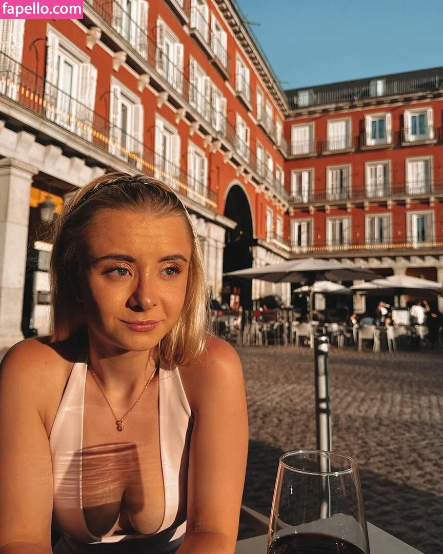 Kerry Ingram Onlyfans Photo Gallery 