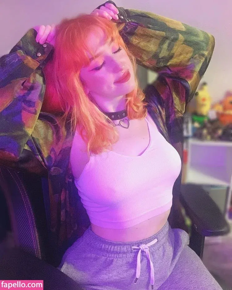 Meeshvs Onlyfans Photo Gallery 