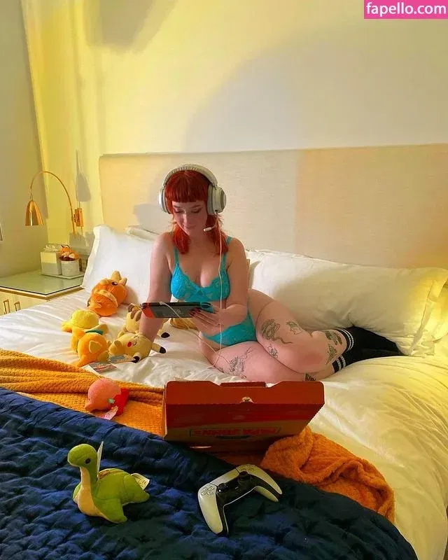 Meeshvs Onlyfans Photo Gallery 