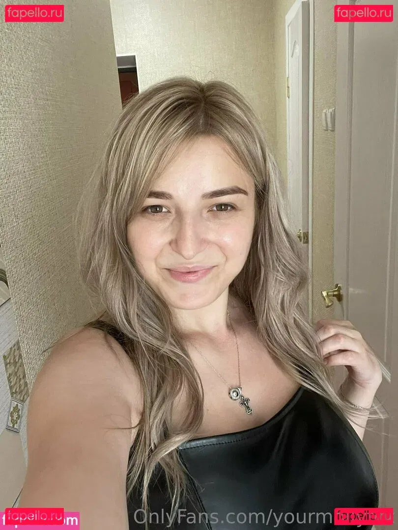 yourmollyfox Onlyfans Photo Gallery 