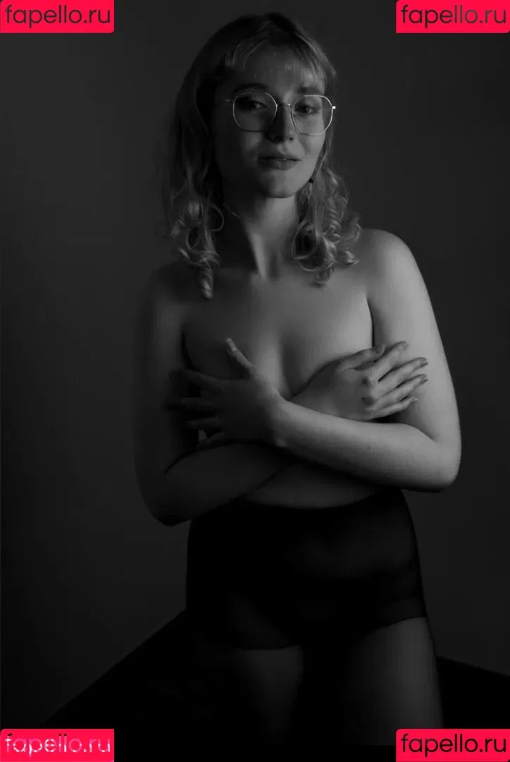 lenathegarbagecan Onlyfans Photo Gallery 