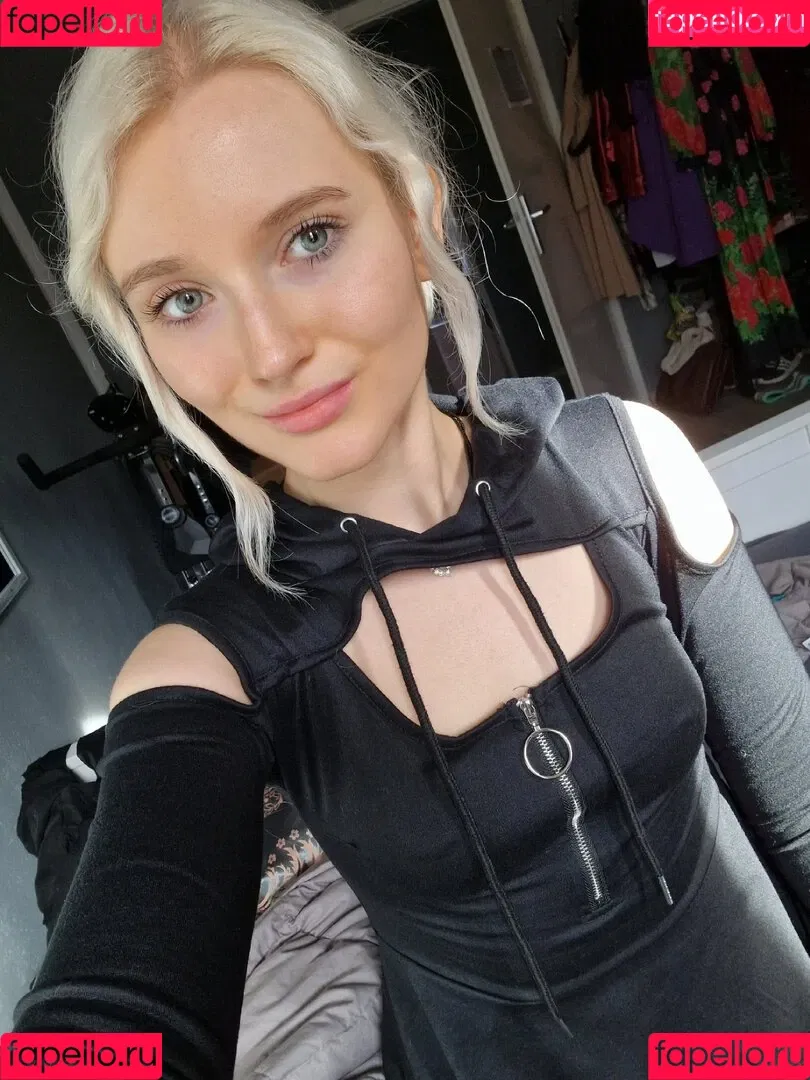 lenathegarbagecan Onlyfans Photo Gallery 