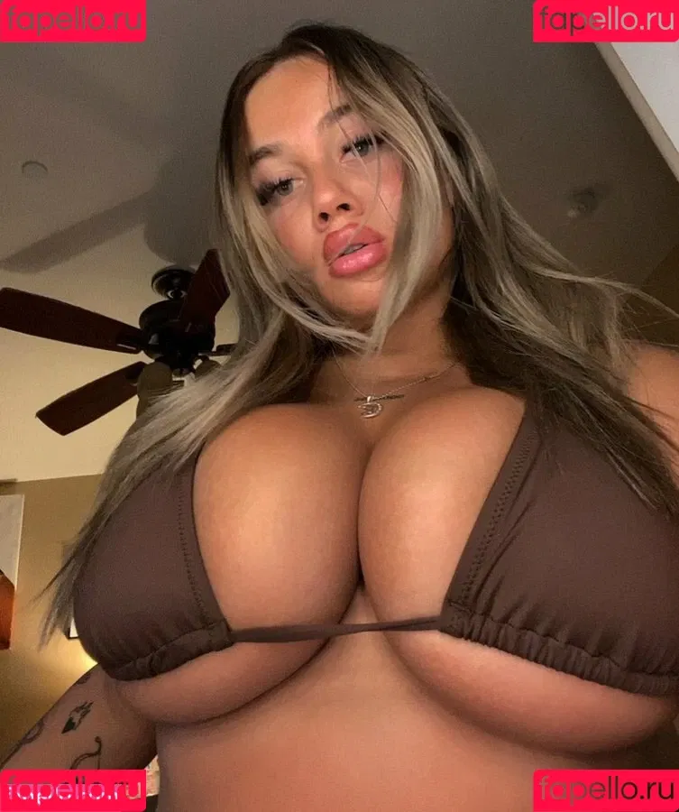 Giannamalave Onlyfans Photo Gallery 