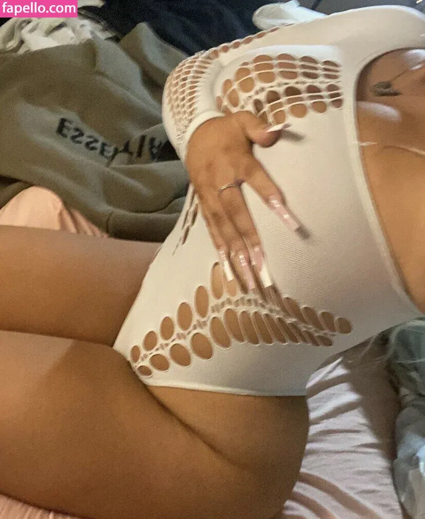 Giannamalave Onlyfans Photo Gallery 