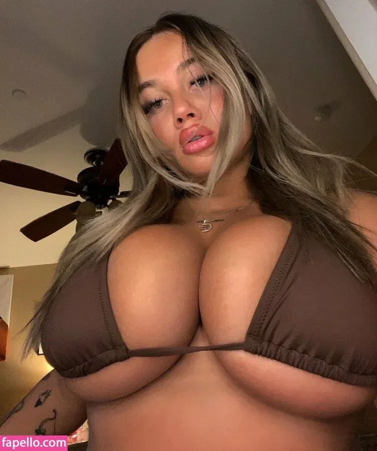 Giannamalave Onlyfans Photo Gallery 