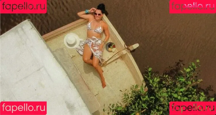Monica Carvalho Onlyfans Photo Gallery 