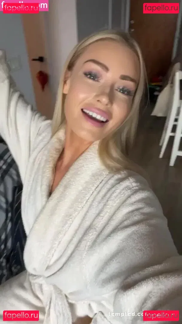 Naked News Anchor Onlyfans Photo Gallery 