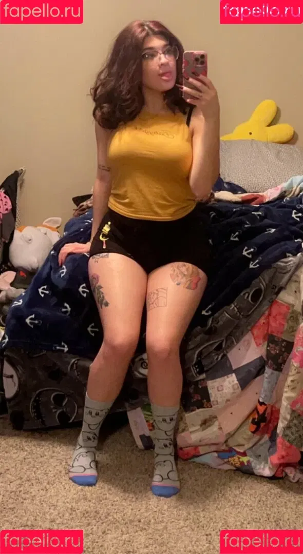 IiIjiggles Onlyfans Photo Gallery 
