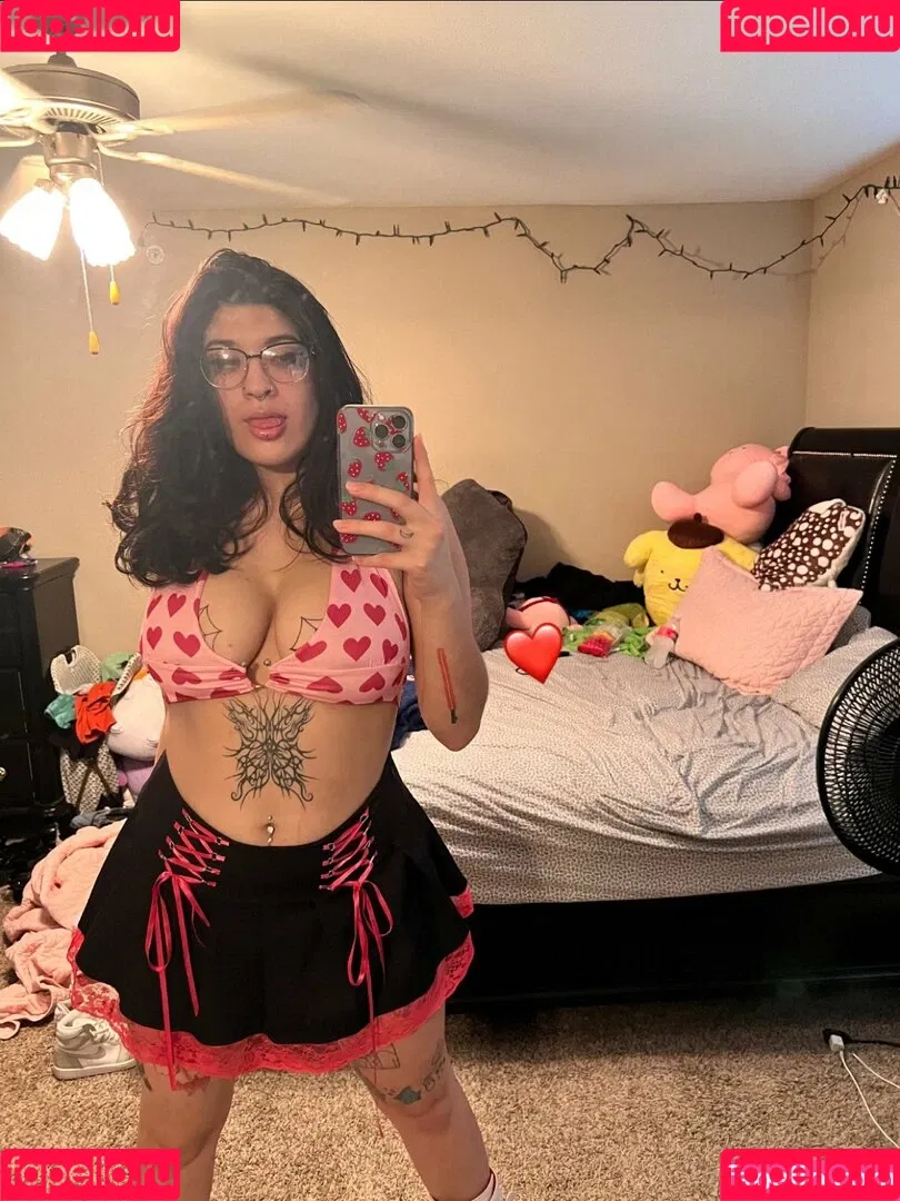 IiIjiggles Onlyfans Photo Gallery 