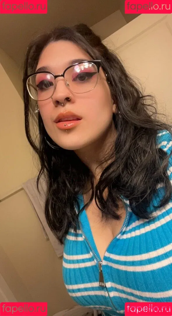 IiIjiggles Onlyfans Photo Gallery 