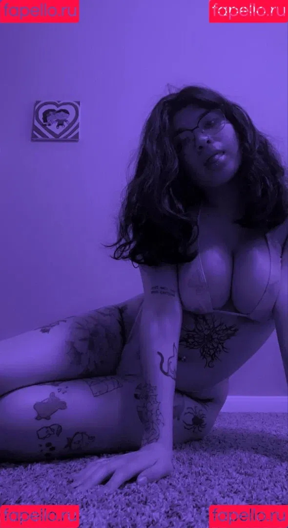 IiIjiggles Onlyfans Photo Gallery 