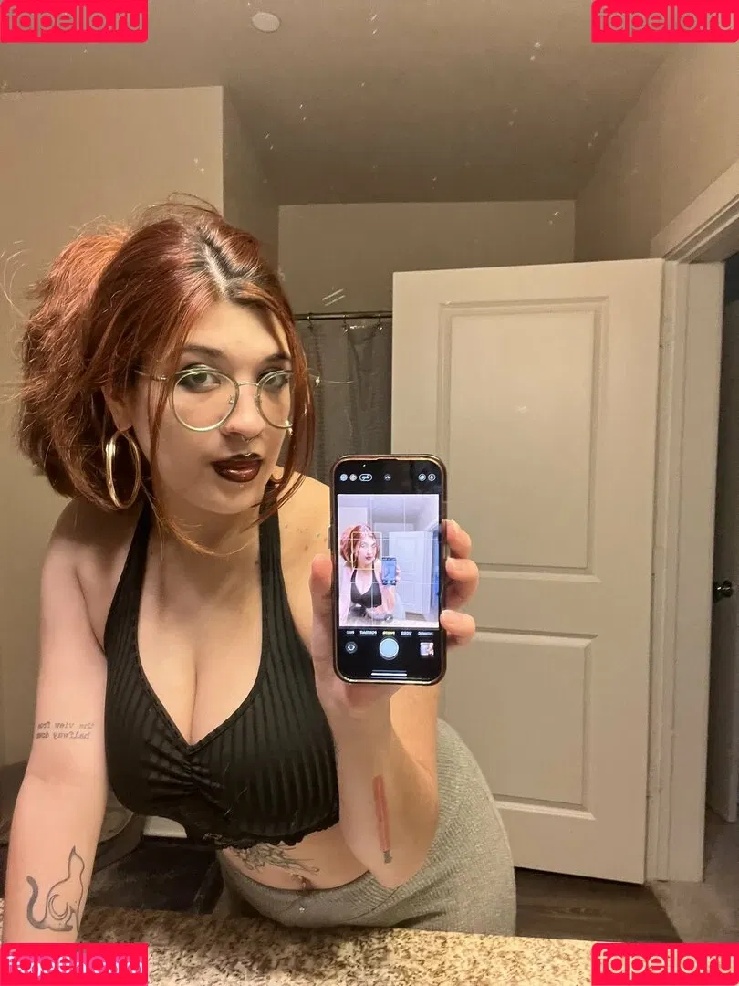 IiIjiggles Onlyfans Photo Gallery 