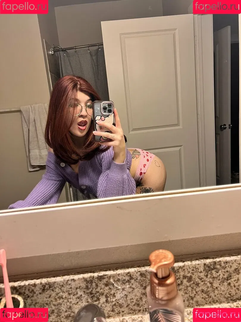 IiIjiggles Onlyfans Photo Gallery 