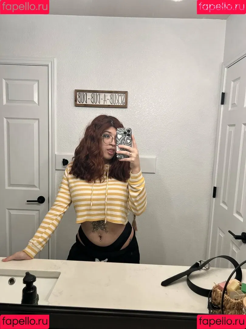 IiIjiggles Onlyfans Photo Gallery 